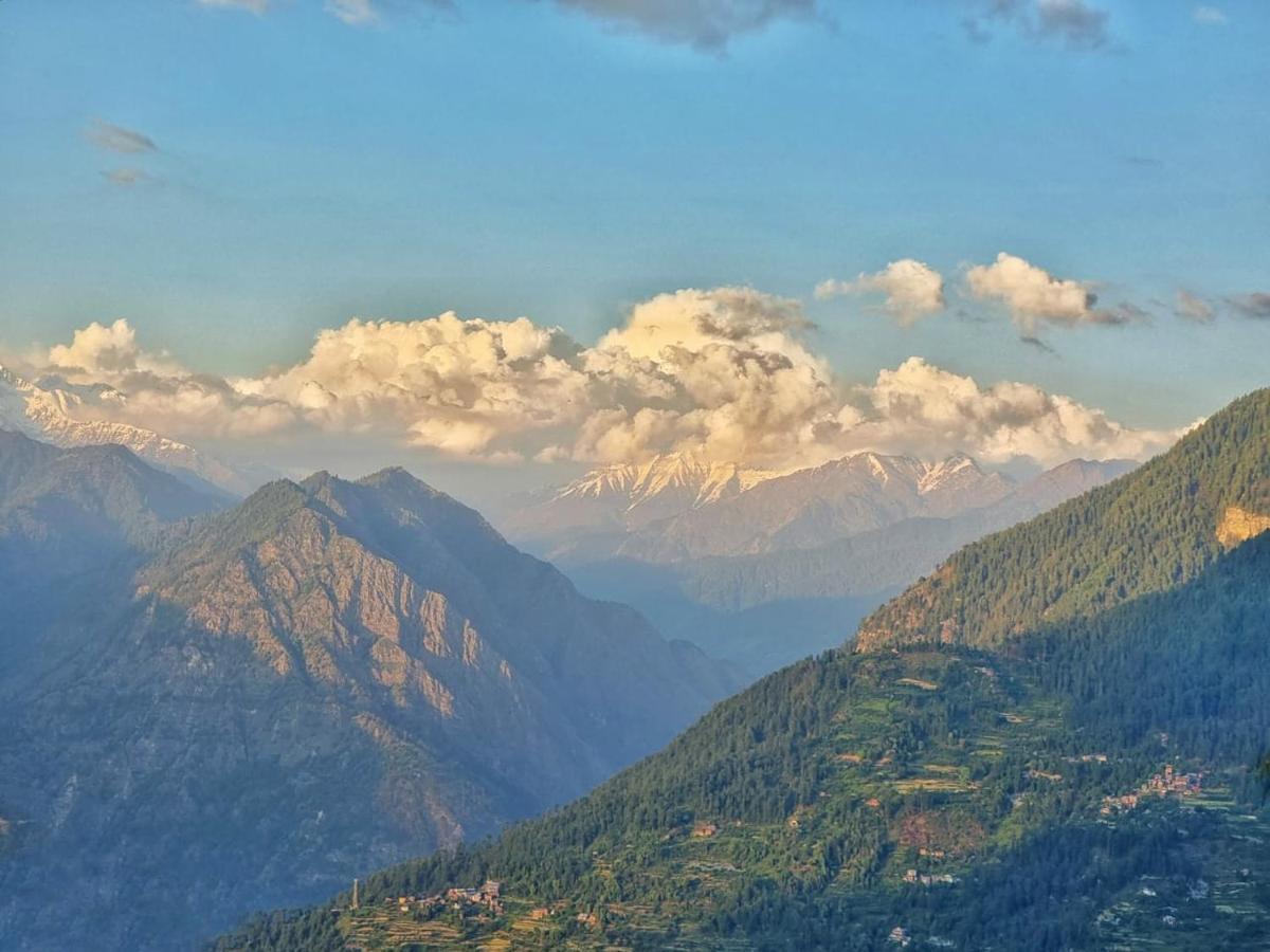 Ishan Log Huts-A Boutique Home Stay Banjār Esterno foto