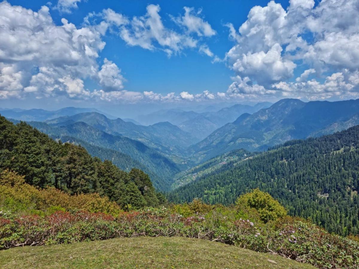 Ishan Log Huts-A Boutique Home Stay Banjār Esterno foto
