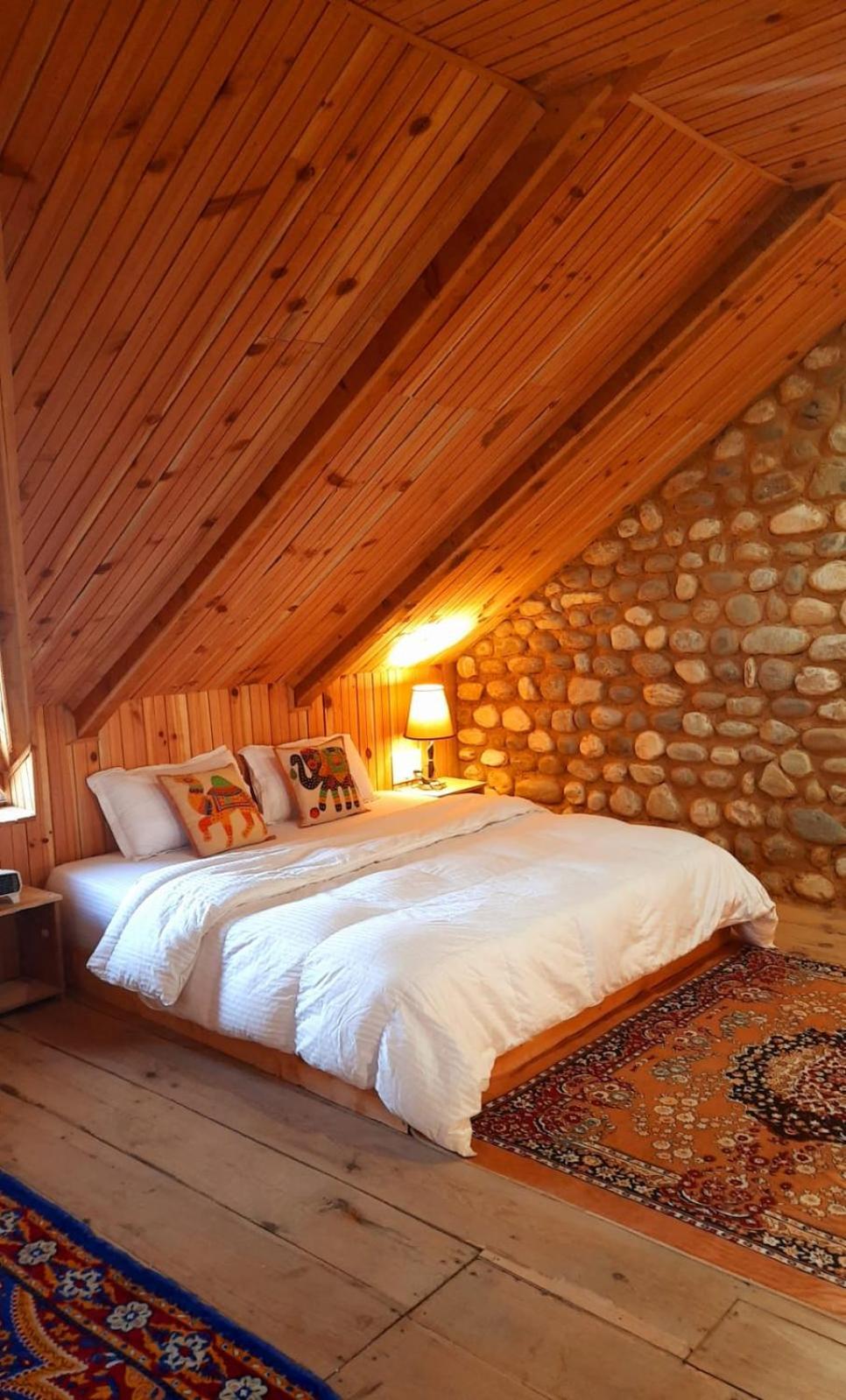 Ishan Log Huts-A Boutique Home Stay Banjār Esterno foto